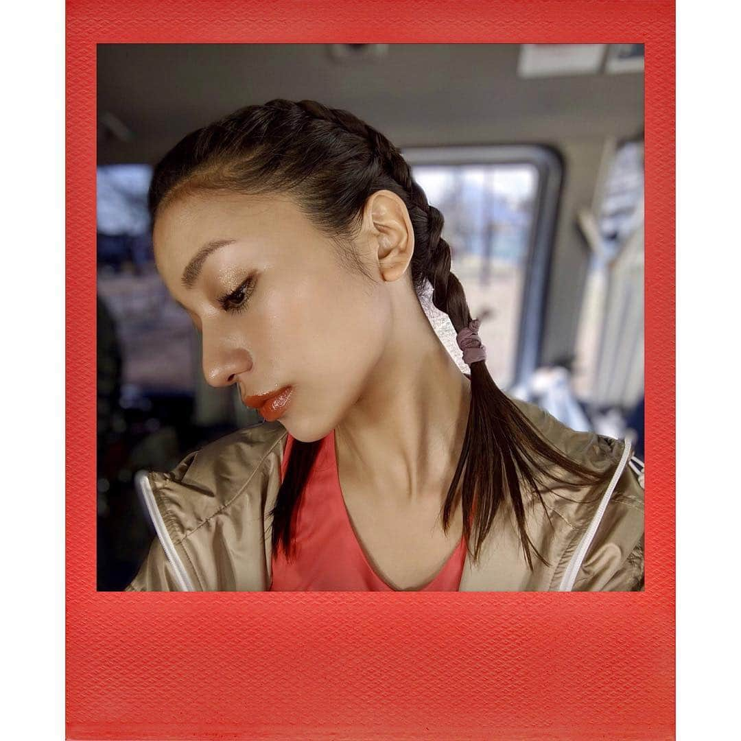 高橋メアリージュンさんのインスタグラム写真 - (高橋メアリージュンInstagram)「I challenged myself💪 Hair&Make up by Lisa Yamaguchi (@chibilisa )🌸 #チャレンジ #挑戦 #trysomething  #challengemyself #編み込みヘア」3月22日 8時31分 - maryjuntakahashi