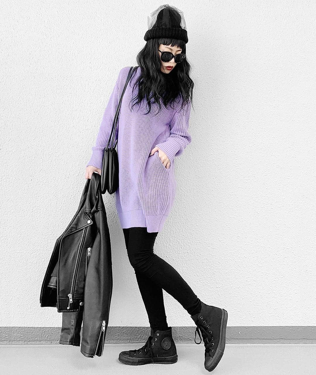 lve_xxxxのインスタグラム：「.﻿ .﻿ 💜 💜 💜﻿﻿ #ぱーぷるおばさん﻿﻿ ﻿﻿ 🍆ナスコーデな。﻿ #eighterあるある﻿﻿ ﻿﻿ @brownandstreet_official ﻿﻿ ☑︎ Loose Knit Pullover﻿﻿ ﻿ 着まわしやすい着丈で﻿ スカートでもパンツでも﻿ アウアウゥゥゥー！(´∀｀)﻿ ﻿ 羽織ないと心配だけど﻿ ほぼ着ない件。﻿ ﻿ 明日からまた寒くなるってね。﻿ 着るもの困るわー😫😫😫﻿ ﻿ －－－－－－－－－－－－－－－－－－﻿﻿﻿﻿﻿﻿﻿﻿﻿﻿﻿﻿﻿﻿﻿﻿﻿﻿﻿ ﻿﻿﻿﻿﻿﻿﻿﻿﻿﻿﻿﻿﻿﻿﻿﻿﻿﻿﻿ item詳細(ブランド・サイズ等)に﻿﻿﻿ 関しましては﻿﻿﻿﻿﻿﻿﻿﻿﻿﻿﻿【WEAR】を﻿﻿﻿ ご参照くださいませ🙇‍♀️♡﻿﻿﻿﻿﻿﻿﻿﻿﻿﻿﻿﻿﻿﻿ ﻿﻿﻿ プロフのURLより飛んで頂けます✈︎﻿﻿﻿﻿﻿﻿﻿﻿﻿﻿﻿﻿﻿﻿﻿﻿﻿ ﻿﻿﻿ －－－－－－－－－－－－－－－－－－﻿﻿﻿ ﻿﻿」