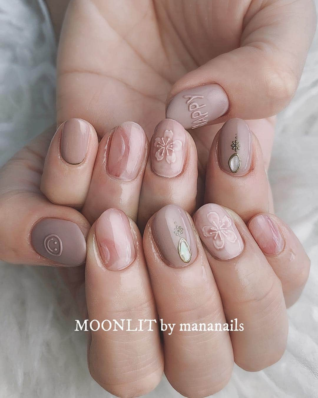 mananailsさんのインスタグラム写真 - (mananailsInstagram)「🌸🌸🌸 ㅤ ☾オフ込み120min」3月22日 9時36分 - mananails