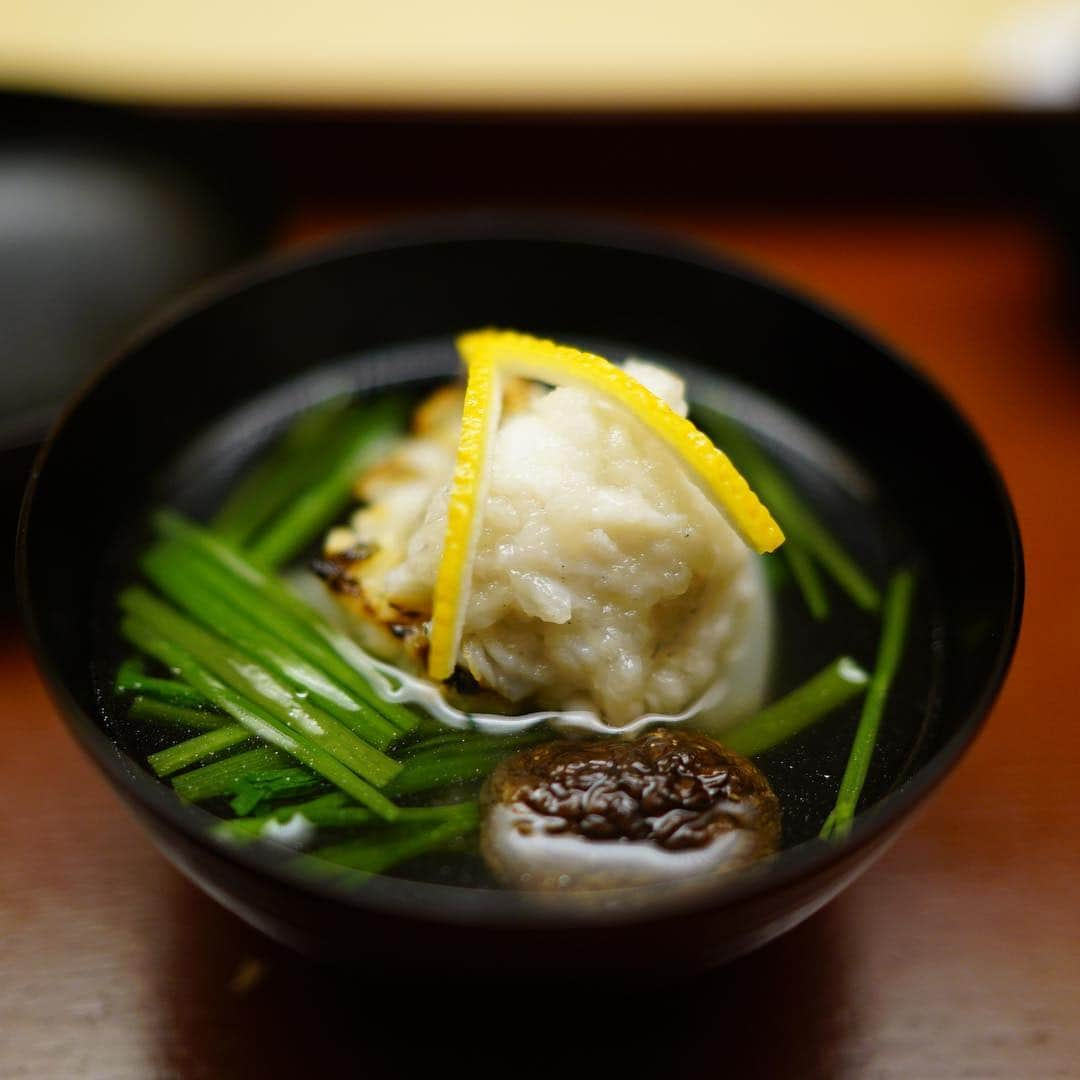 うどんが主食さんのインスタグラム写真 - (うどんが主食Instagram)「木山といえば出汁  #京料理　#日本料理　#和食　#ご飯　#和久傳　#京都 #出汁 #木山　#東京　#sushi #tokyo #washoku #good #nice #amazing #beauty #muse #japan #japanese #tokyo #football #usa #wonderful #instagram #sushi #ramen　#グルメ 　#美味い　#京風」3月22日 9時52分 - alwaysudon