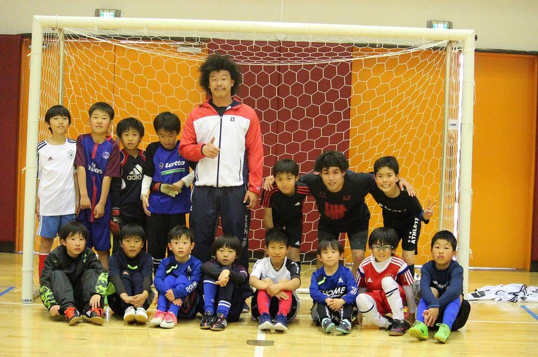 横田陽介さんのインスタグラム写真 - (横田陽介Instagram)「昨日はクリニックでした⚽️ ヨーケン東京FCのみんな、ありがとう😙 #freestylefootball #ballbeat #KBJlife」3月22日 10時40分 - yosukeyokota