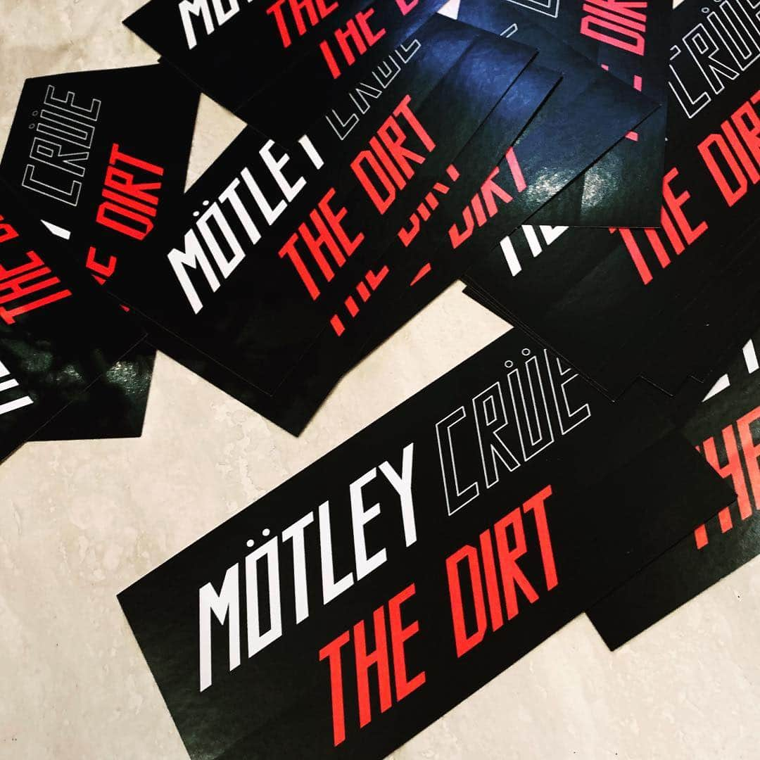 ニッキー・シックスさんのインスタグラム写真 - (ニッキー・シックスInstagram)「STICKERS.#OldSchool #TheDirt @motleycrue @netflix」3月22日 10時43分 - nikkisixxpixx