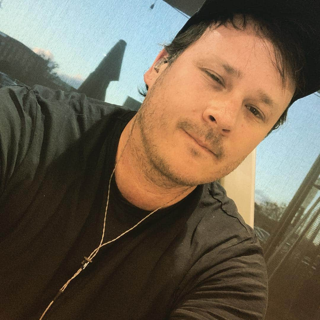 トム・デロングさんのインスタグラム写真 - (トム・デロングInstagram)「Hi —」3月22日 10時54分 - tomdelonge