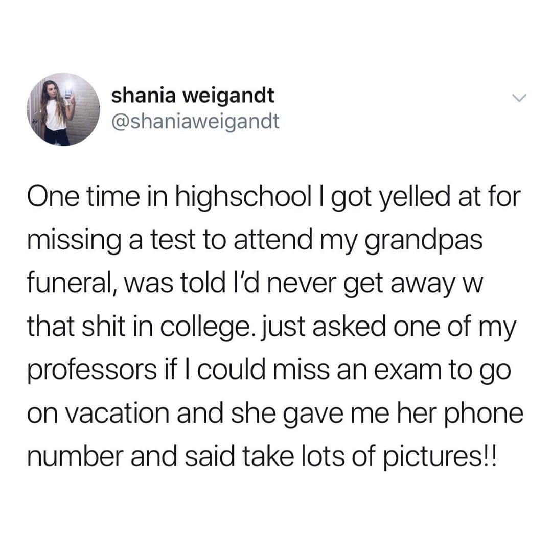 BuzzFeedさんのインスタグラム写真 - (BuzzFeedInstagram)「that's it. that's the difference between high school and college. (via: @shania.emerald)」3月22日 11時03分 - buzzfeed