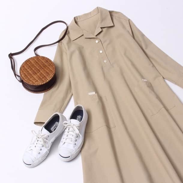 Dessin Dessin official Instagramさんのインスタグラム写真 - (Dessin Dessin official InstagramInstagram)「コットン×リネン素材でお作りしたさらっと着られるシャツワンピース。ボタンとポケットにあしらわれたタグがアクセントに。暖かくなるこれからの時期の一枚着に、ぜひ♪﻿ ﻿ ﻿ #ワンピース #シャツワンピース #春ワンピース #ワンピ #春ワンピ #シンプルワンピ #カジュアル #大人カジュアル #オトナカジュアル #きれいめカジュアル  #本日のコーデ #ショルダーバッグ #バッグ #丸型バッグ﻿ ﻿ #dress #bag #thebagmati #sneaker #converse #casual #ootd #dessin」3月22日 11時06分 - dessin_official_jp