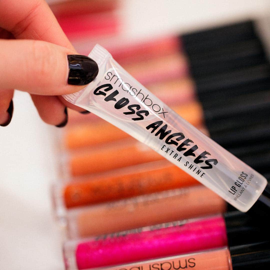 Smashboxのインスタグラム：「Your new go-to 💫 Glossy, crystal-clear shine 💫 Tag the friend that needs this 💫#CrueltyFree #LALooksGoodOnYou」