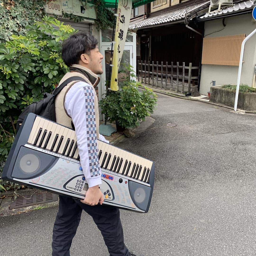 tofubeatsさんのインスタグラム写真 - (tofubeatsInstagram)「やり遂げた男」3月22日 11時19分 - tofubeats