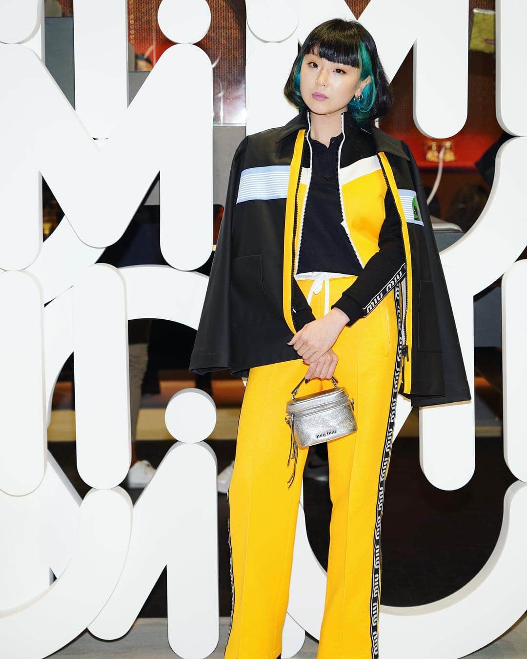 Young Juvenile Youthのインスタグラム：「Miu Miu  @miumiu @mmparisdotcom  Kill Bill style🗡  #YoungJuvenileYouth #キルビル #ミュウミュウ」