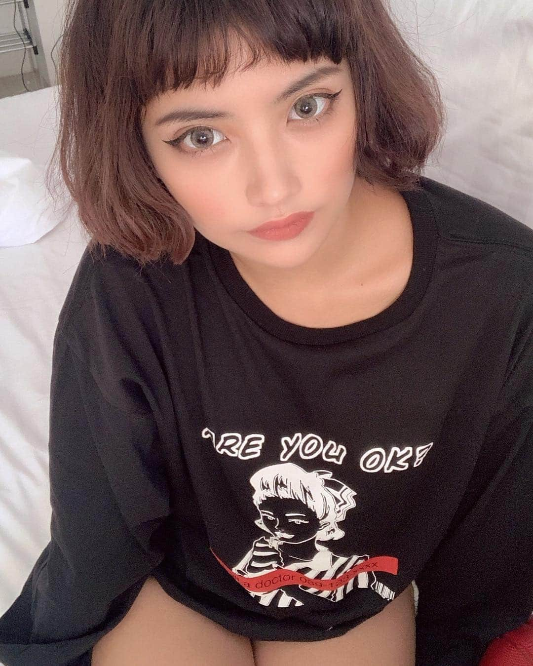 VIENNAさんのインスタグラム写真 - (VIENNAInstagram)「ARE YOU OK ? ‪彼氏の服借りちゃった🥰的な‬ #オン眉#ボブ#黒髪#黒髪ボブ ・ ・ ・ ・ ・ ・ ・ ・ ・ #アバミー#コーデ#おしゃれさんと繋がりたい #カラコン #instagood#photooftheday#fashion#VSCO#VSCOcam#like4like#followme#follow#follow4follow#followforfollow#girl#instalike#likeforlike#makeup#diet#tagsforlikes#swag#model#f4f#hair#me」3月22日 22時01分 - viennadoll_official