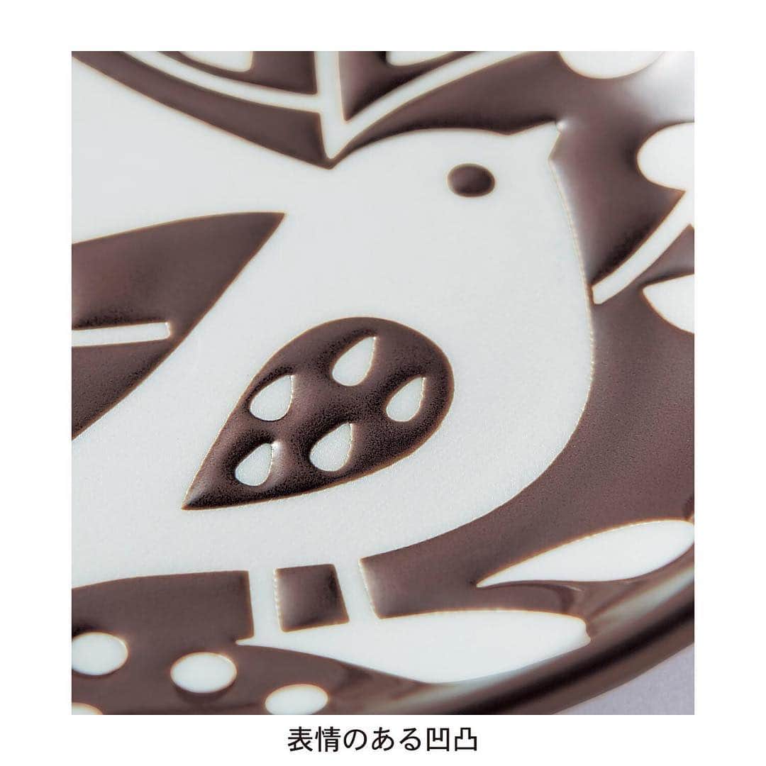 mini_labo_jp(ミニラボ) さんのインスタグラム写真 - (mini_labo_jp(ミニラボ) Instagram)「使い勝手のいい一揃い . 表面に凹凸のある加工を施した、プリントとは違う表情が魅力。 カレー皿とプレート、ボウル、茶碗が各2色の計8ピースが揃うセットです。 新生活にぜひ♪ . 日本製　食器2ショック8ピースセット ￥４１０４（税込） . #ベルメゾン #BELLEMAISON #minilabo #ミニラボ #paris #パリ . #クリエイター#イラスト#デザイン#かわいい#大人かわいい#グラフィック#食器#日本製」3月22日 21時57分 - mini_labo_jp