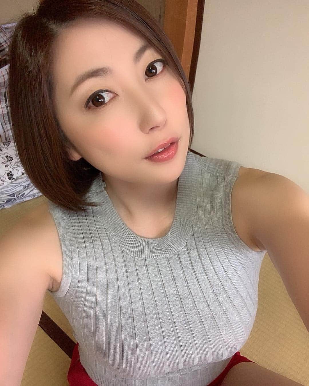 横山みれいさんのインスタグラム写真 - (横山みれいInstagram)「大好きなタカラ映像さん！ #撮影 #shooting」3月22日 13時30分 - mireichan66