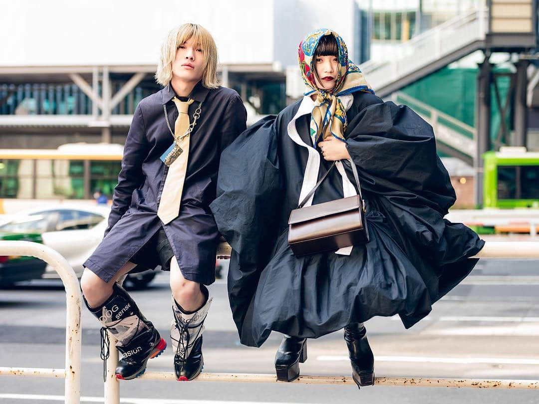 Harajuku Japanさんのインスタグラム写真 - (Harajuku JapanInstagram)「Tokyo Fashion Week street snaps!! Our snaps from Tokyo Fashion Week are being published each day on Vogue.com (@VogueRunway). Please check them all by clicking the link in our Instagram bio. Thank you to all of the amazing people we are meeting this week! Also, if you're in these snaps and you want to be tagged, let us know in the comments!!」3月22日 13時35分 - tokyofashion