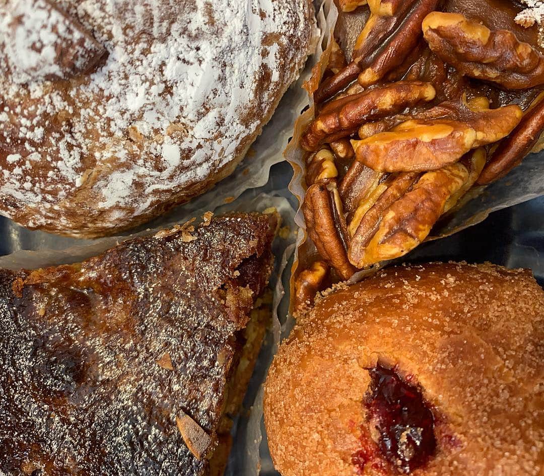 TRICHROMATIC COFFEEのグルメインスタ