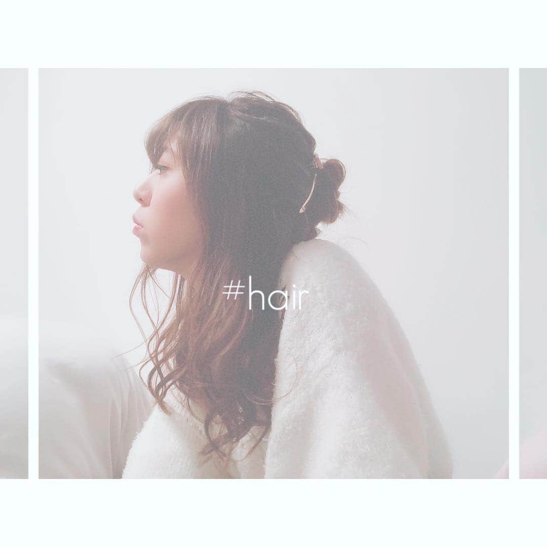 のインスタグラム：「#hair #ヘアアレンジ #簡単ヘアアレンジ #お団子ヘア #お団子アレンジ」
