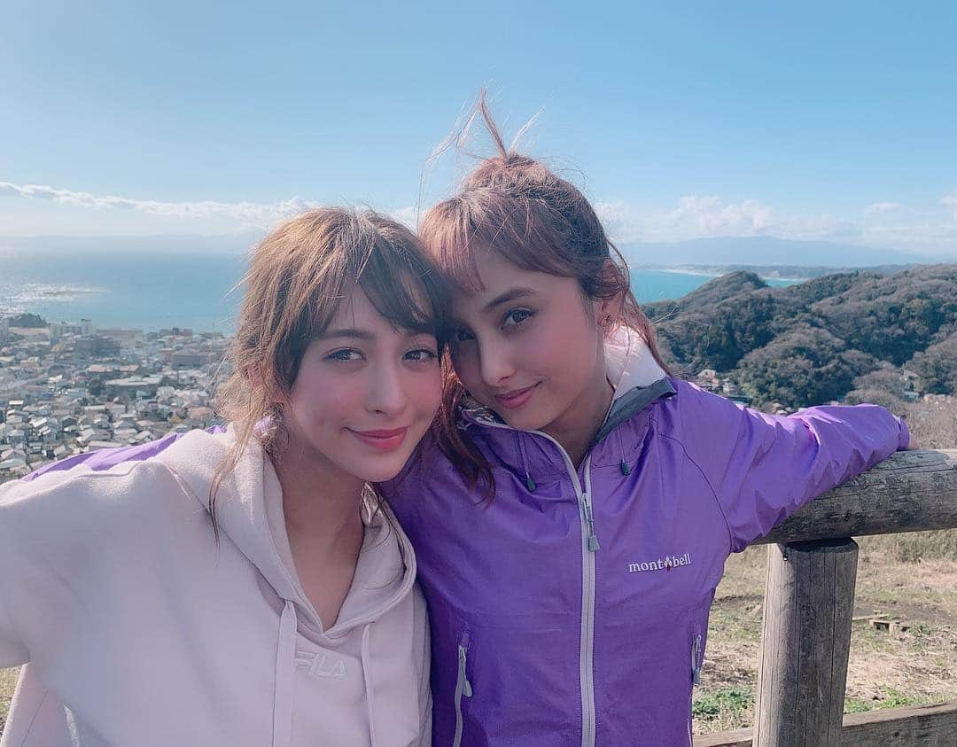 野崎萌香さんのインスタグラム写真 - (野崎萌香Instagram)「natural beauty camp の思い出。  見晴らしが良くて 風が通る場所が好き。  #ハイキング #すき #naturalbeautycamp  #葉山編 #私は米派 #米穀機構 #pr #NaturalBeautyCamp #ナチュラルビューティーキャンプ」3月22日 15時18分 - moeka_nozaki