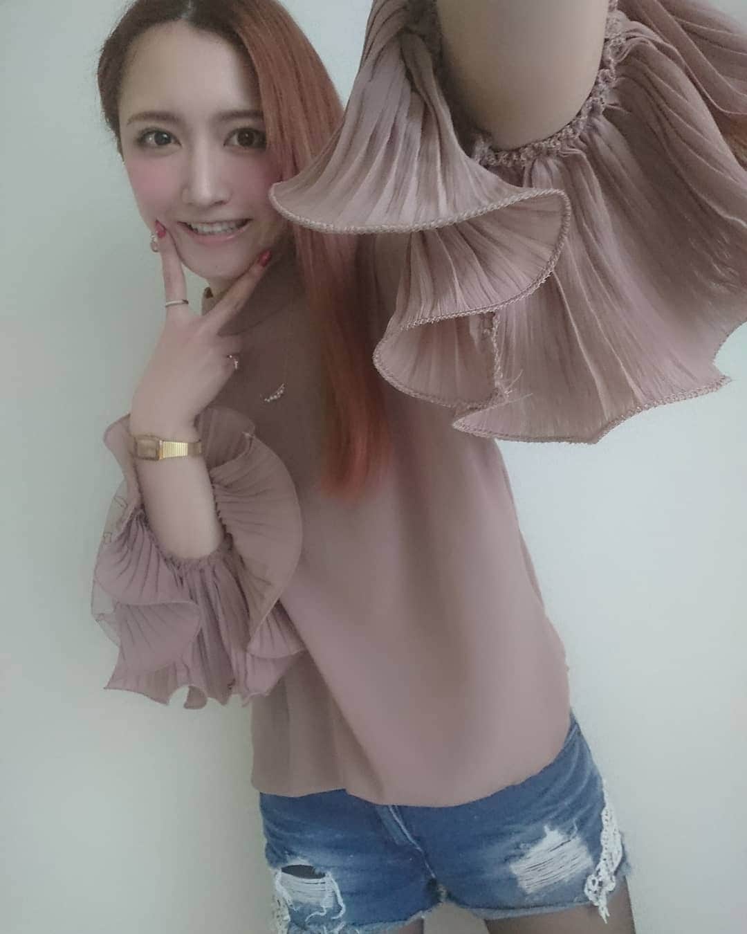 清水楓さんのインスタグラム写真 - (清水楓Instagram)「おまたせしました #今日のまるがお です でも　今日あんまり丸くないです カッサしたからかな… #自撮り #自撮り女子  #selfie」3月22日 15時17分 - kaede_shimizu