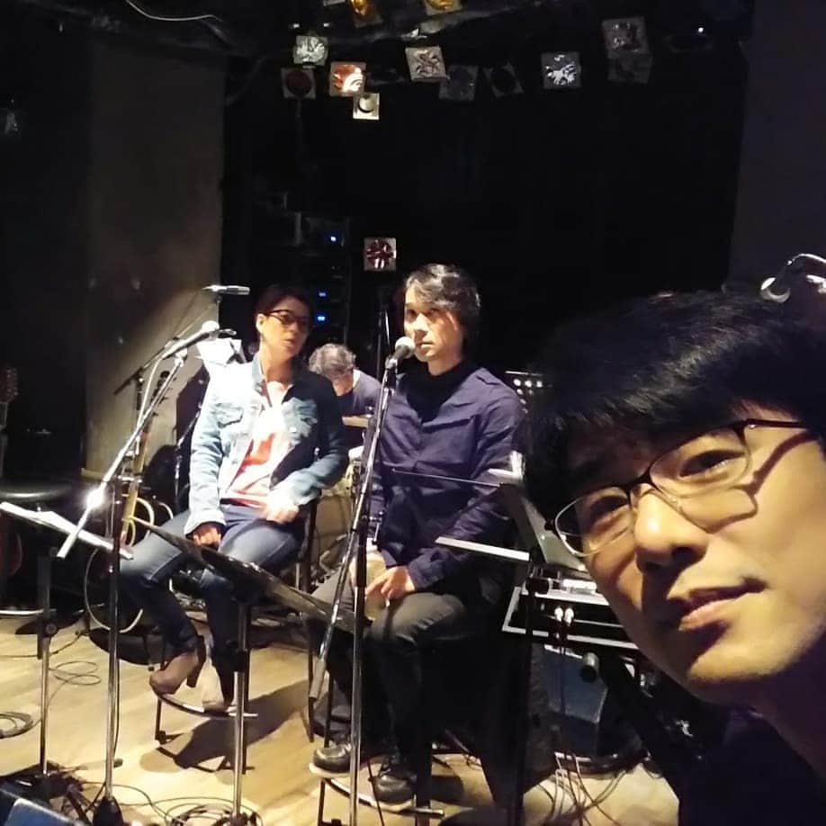 のインスタグラム：「セッティング完了。リハ開始♪ #マリコとヒデーズ #南青山mandala #aoyama音楽倶楽部」