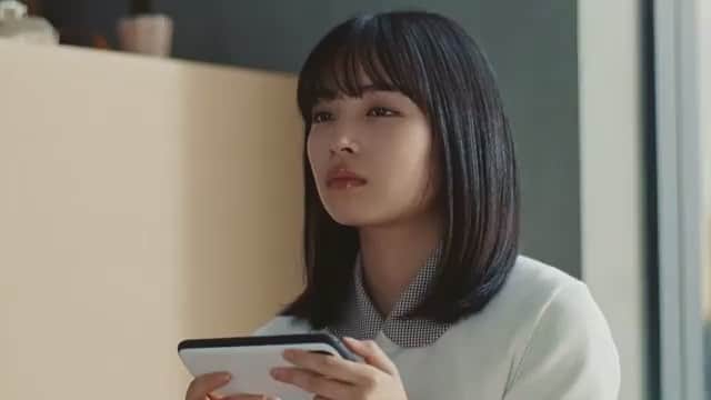 田中裕介のインスタグラム：「速度制限マン！！ #しばられるな #Softbank #速度制限マン」