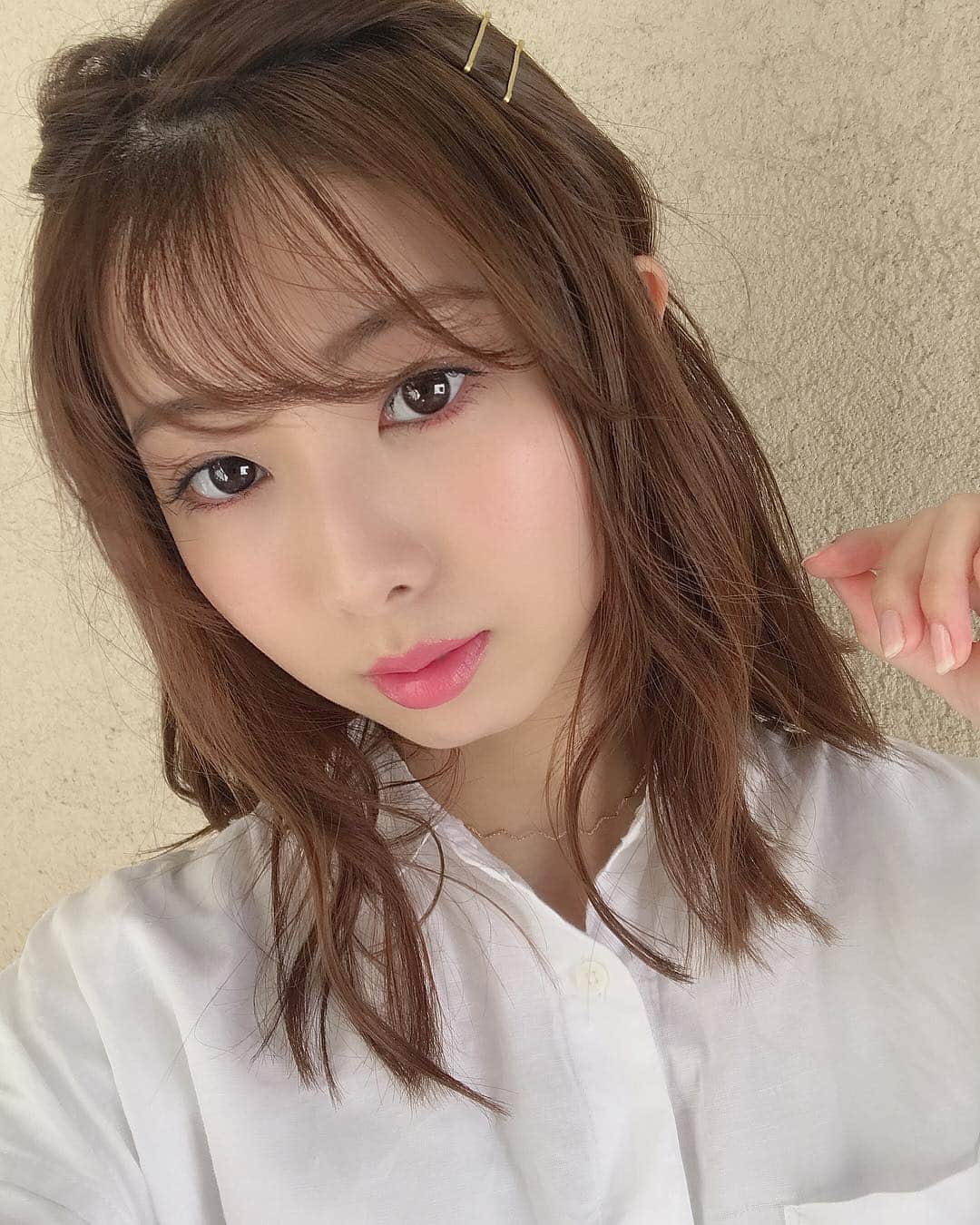 中島愛蘭さんのインスタグラム写真 - (中島愛蘭Instagram)「来月、イベントに出演することになりました🌸 詳細です！！ ‪「ありのままに生きろ。今」上映イベント‬ ㅤㅤㅤㅤㅤㅤㅤㅤㅤㅤㅤㅤㅤ ‪日程:2019年4月13日（土） ‬ ㅤㅤㅤㅤㅤㅤㅤㅤㅤㅤㅤㅤㅤ ‪会場：‬ ‪cafe&bar木星劇場‬ ‪東京都豊島区西池袋5-1-5 第二春谷ビルB1‬ ‪池袋駅西口側 C3出口から徒歩約10秒‬ ㅤㅤㅤㅤㅤㅤㅤㅤㅤㅤㅤㅤㅤ ‪タイムテーブル：‬ ‪13時〜‬ 通常上映 【皐月梨早出演回】 ‪18時〜コメンタリー上映【齋藤彩夏出演回】 ㅤㅤㅤㅤㅤㅤㅤㅤㅤㅤㅤㅤㅤ 料金:  前売り・当日 3500円 （ドリンク代込み） ※全席自由席となります。 ㅤㅤㅤㅤㅤㅤㅤㅤㅤㅤㅤㅤㅤ 内容：  通常上映:本編を上映、その後出演者によるアフタートークを行います。（約二時間半予定）  コメンタリー上映: 本編を上映、ですが出演者が一緒に見ながら、裏話をあれこれを言い合う「生副音声」イベント。（約二時間予定） ㅤㅤㅤㅤㅤㅤㅤㅤㅤㅤㅤㅤㅤ 出演（随時発表）: 4月13日（土）  13時〜「ありのままに生きろ。今」通常上映  那海、中島愛蘭、倉持聖菜、青地洋、谷口航季　他 18時〜「ありのままに生きろ。今」コメンタリー上映 那海、中島愛蘭、倉持聖菜、谷口航季　他 ㅤㅤㅤㅤㅤㅤㅤㅤㅤㅤㅤㅤㅤ チケット予約はプロフィールのリンクから飛べるのでよろしくお願いします✨ ㅤㅤㅤㅤㅤㅤㅤㅤㅤㅤㅤㅤㅤ #ありのままに生きろ今 #あり今 #那海 #倉持聖菜 #青地洋 #谷口航季 #中島愛蘭」3月22日 22時29分 - aira_nakajima