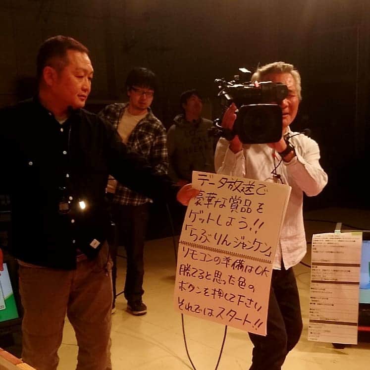 のインスタグラム：「ラブリンジャンケンのときの向こう側 #ZIPFRIDAY」