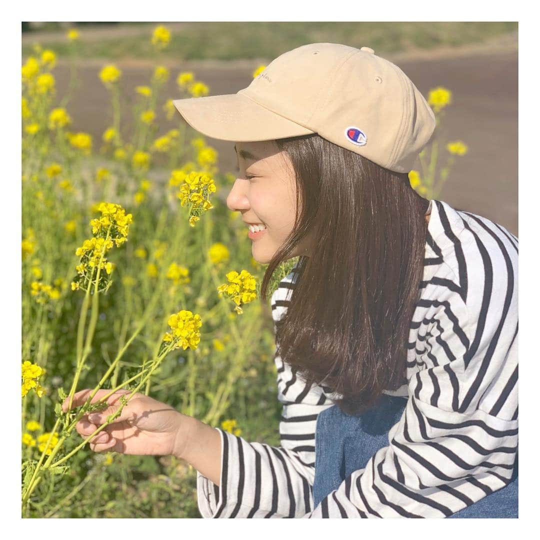 筒井萌子さんのインスタグラム写真 - (筒井萌子Instagram)「・ きのこ園🍄の帰りに菜の花畑🌼 もう少ししたらチューリップ🌷も見れる♪ #筒井萌子 #女優 #actress #モデル #model #岡山  #shooting #instagood #instalike #converse #撮影 #followme #instalike #ブリヂストンゴルフ #tommyjeans #dhoric #snidel #lee #ゴルフ #ゴルフ女子 #ゴルフコーデ #골프 #좋아요반사 #좋아요그램 #좋아요환영 #데일리그램 #패션 #오오티디 #카페 #카페」3月22日 17時22分 - tsutsui.moeko.o