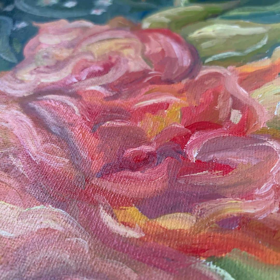 のインスタグラム：「A recent painting I made for a vlog 🎨  What does it look like?  #painting #oilpainting #artstudent #姫沢 #youtubejapan」