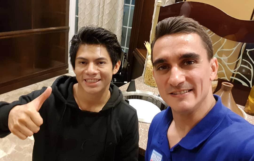 マリアン・ドラグレスクさんのインスタグラム写真 - (マリアン・ドラグレスクInstagram)「Hear a recent story...me and my friend, we both compete in Baku and we both miss final on vault there, we came 9 and 10 ranking, and he says we will qualifying both in final at Doha and we did 😁💪 ... and one more thing, we came at Doha on floor on 9 and 10 ranking, what about that 😂 #gymnastics #gymlife #dragulescu #amd #groot 🤗」3月22日 17時53分 - mariandragulescu