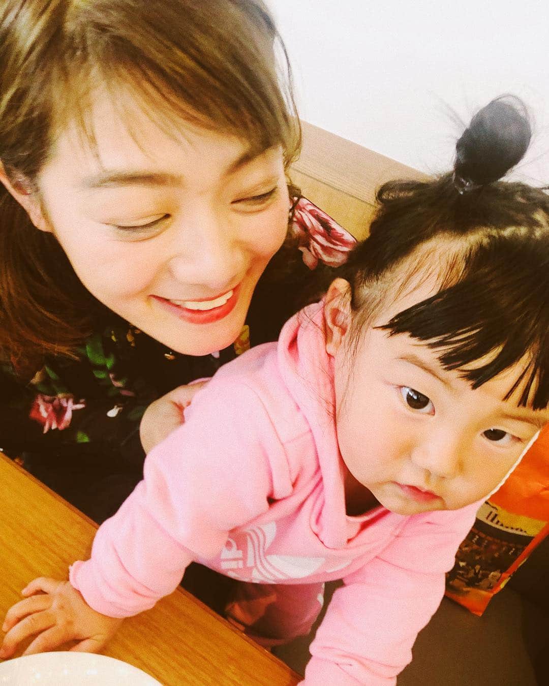 スザンヌさんのインスタグラム写真 - (スザンヌInstagram)「今日は夕方から楽しすぎて﻿ ワナワナなっちゃうような収録💘﻿ ﻿ わくわくを胸に﻿ お昼はりょーこ🤰💛としおくんと﻿ 熊本から来た妹と姪と#大濠公園 ⛲️へ😊﻿ ﻿ 息子は幼馴染の仲良しと﻿ ずーっと楽しく楽しく遊んで﻿ 最後はハグしてバイバイしてたなぁ💕そんな2人が可愛いなぁ😊﻿ 姪も仲間にいれてーが愛しかった😍﻿ ﻿ そして福岡で絶対絶対食べたくなる﻿ #らるきい 🍝💛﻿ ﻿ 今日もはちゃめちゃ美味しかった😍幸。」3月22日 17時57分 - suzanneeee1028