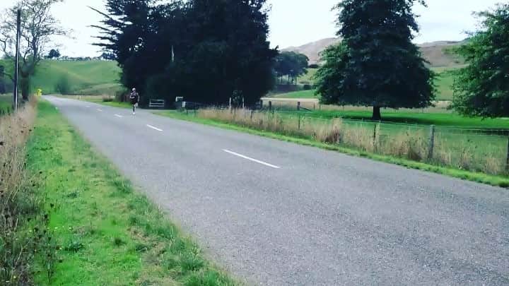 服部勇馬のインスタグラム：「じっくり。じっくり。  #newzealand #marathon #training #nike」