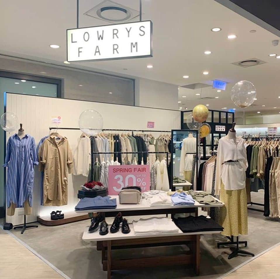 LOWRYS FARM-TWさんのインスタグラム写真 - (LOWRYS FARM-TWInstagram)「🎉LOWRYS FARM 統一時代 REOPEN🎉 . 櫃位已移至B1樓層重新開幕囉! 以全新樣貌及春裝新品提供給您😘 . 3/17 ~ 3/24 限定優惠活動!! 單筆消費滿$2000現抵$200  滿$3000現抵$400 快把握機會前往參觀選購~💕 #lowrysfarm #reopen #統一時代 #全新開幕 #lowrysfarmtw #springfair #期間限定 #滿額限抵 #春裝上市 #new #lf_tw #spring #springoutfit #springfashion  #lookbook #style」3月22日 18時53分 - lowrysfarm_tw