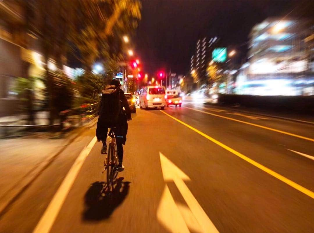 坪井保菜美さんのインスタグラム写真 - (坪井保菜美Instagram)「▪︎Today’s full moon ・ #today #fullmoon #moon #cycling #roadbike #with #my #friends」3月22日 19時11分 - honamitsuboi