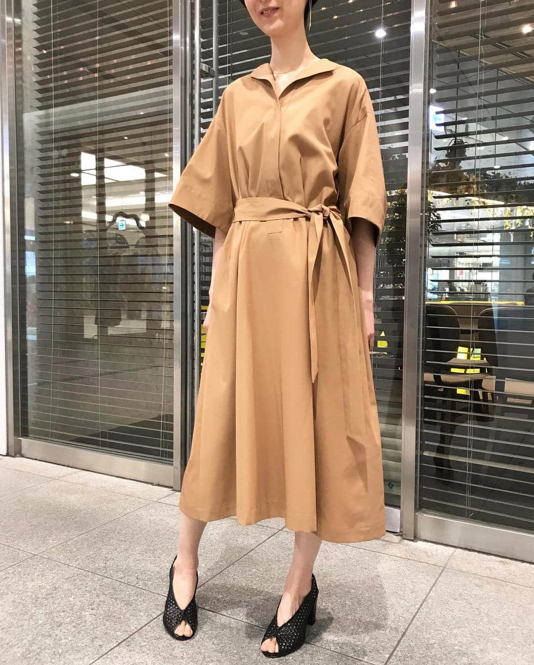 DRESSTERIORさんのインスタグラム写真 - (DRESSTERIORInstagram)「【2WAY dress】﻿﻿﻿﻿﻿﻿﻿﻿﻿﻿﻿﻿﻿﻿﻿ ハイツイストコットン ベルト付きワンピース﻿ ¥31,000+tax﻿﻿﻿﻿﻿﻿﻿ ベージュ/ネイビー/テラコッタ﻿ ※テラコッタカラーはGINZA SIX店限定（2019年4月1日発売）﻿ ﻿﻿﻿﻿ ﻿﻿﻿ #dressterior #ドレステリア #サマードレス #ワンピース」3月22日 19時36分 - dressterior_official