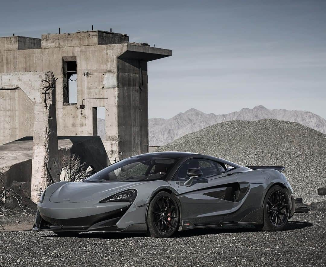 McLaren Automotiveさんのインスタグラム写真 - (McLaren AutomotiveInstagram)「The #McLaren600LT coupé began the next chapter in the Longtail story. Raw, uncompromised and stunning in Chicane Grey in Southern California.」3月22日 19時48分 - mclarenauto