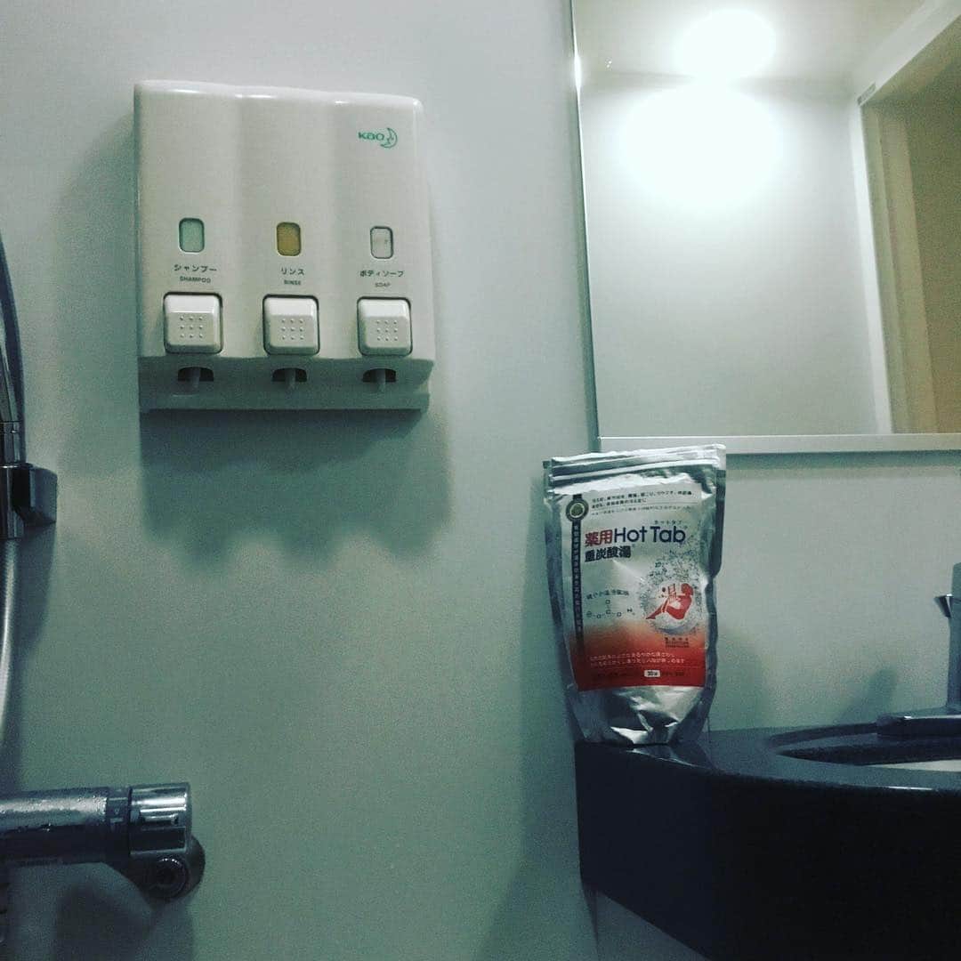 のインスタグラム：「#汗💦絞り出して#マッサージ#バラダン🌹お休みさせていただきました！」