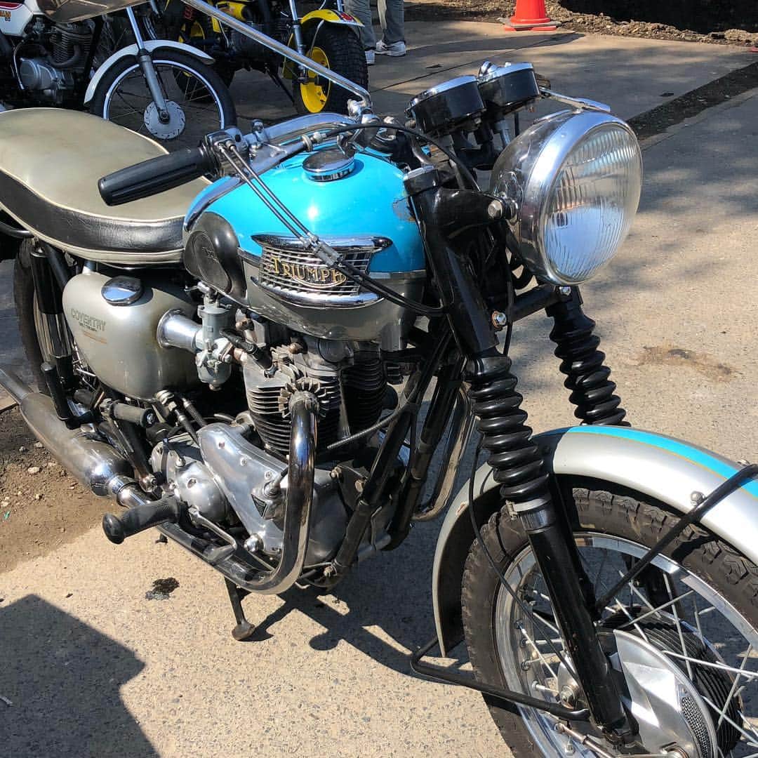 KIYOさんのインスタグラム写真 - (KIYOInstagram)「本日最終回。やっぱり英車はカッコいい。 #ヤマトオートバイミーティング #yamatoautobymeeting」3月22日 20時16分 - kiriko009
