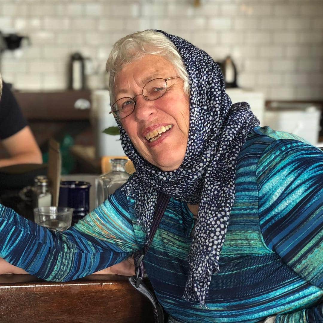 CNNさんのインスタグラム写真 - (CNNInstagram)「One week ago, a gunman killed 50 people in a terror attack at two mosques in Christchurch, New Zealand. Today, women around the country -- including Prime Minister Jacinda Ardern and Christchurch Mayor Lianne Dalziel -- wore headscarves to remember the victims and show solidarity for the Muslim community. “I hope that seeing thousands of New Zealanders wearing headscarves will show them how deeply we value and respect their courage,” said Kate Mills Workman, who is wearing one today as part of the "headscarf for harmony" campaign. (📷: William West/AFP/Getty Images, Marty Melville/AFP/Getty Images, Courtesy Hady Osman, Courtesy Kate Mills Workman, Courtesy Cathryn Allwood, Kai Schwoerer/Getty Images, Hannah Peters/Getty Images, Courtesy Izzy Ford)」3月22日 20時40分 - cnn