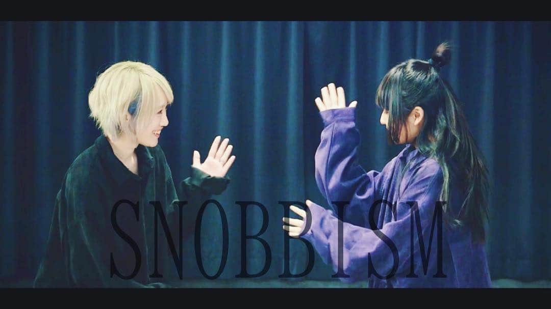 りりりのインスタグラム：「ゆかりりりの動画上がりました❣️この日もずっと一緒にいれて、次の日もドライブできて幸せな時間でした❣️動画見てください🥰 ・ ・ #りりり #夕香里 #踊ってみた #aty  #snobbism」