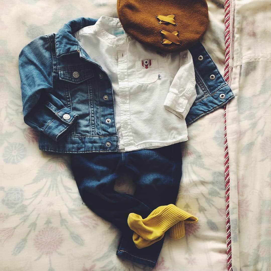 尾形沙耶香さんのインスタグラム写真 - (尾形沙耶香Instagram)「#babyoutfits  #赤ちゃんコーデ 👖 👶🏻@hola_george0618」3月23日 6時49分 - sayakaogata