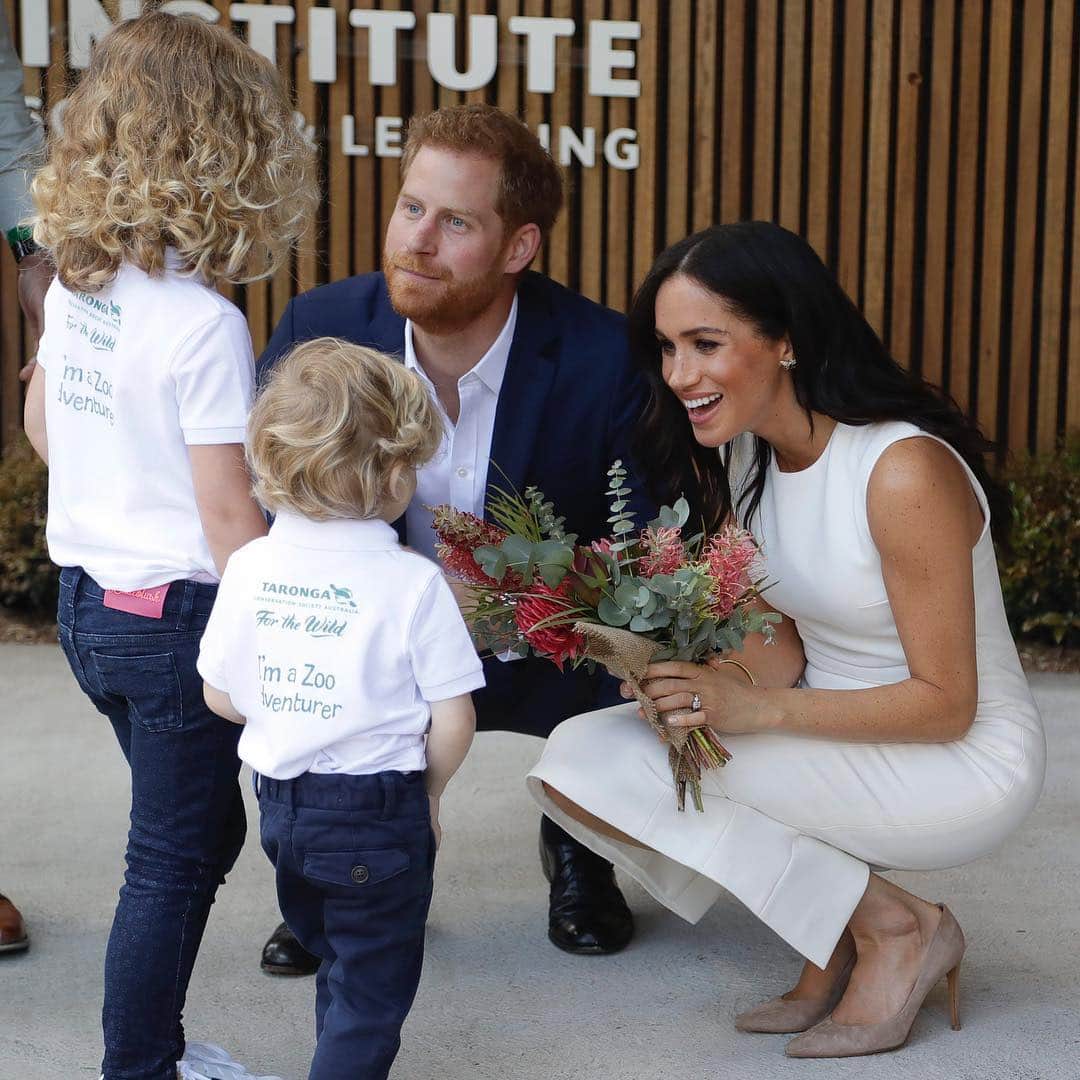 Vogue Australiaさんのインスタグラム写真 - (Vogue AustraliaInstagram)「#MeghanMarkle and #PrinceHarry were vocal about their desire to start a family long before they met. Now, with baby Sussex on the way, we round up all the sweet things the couple have said about their parenting style, including the special gift Markle has for her future offspring. Tap the link in the bio now. 📸 Getty Images」3月23日 6時57分 - vogueaustralia