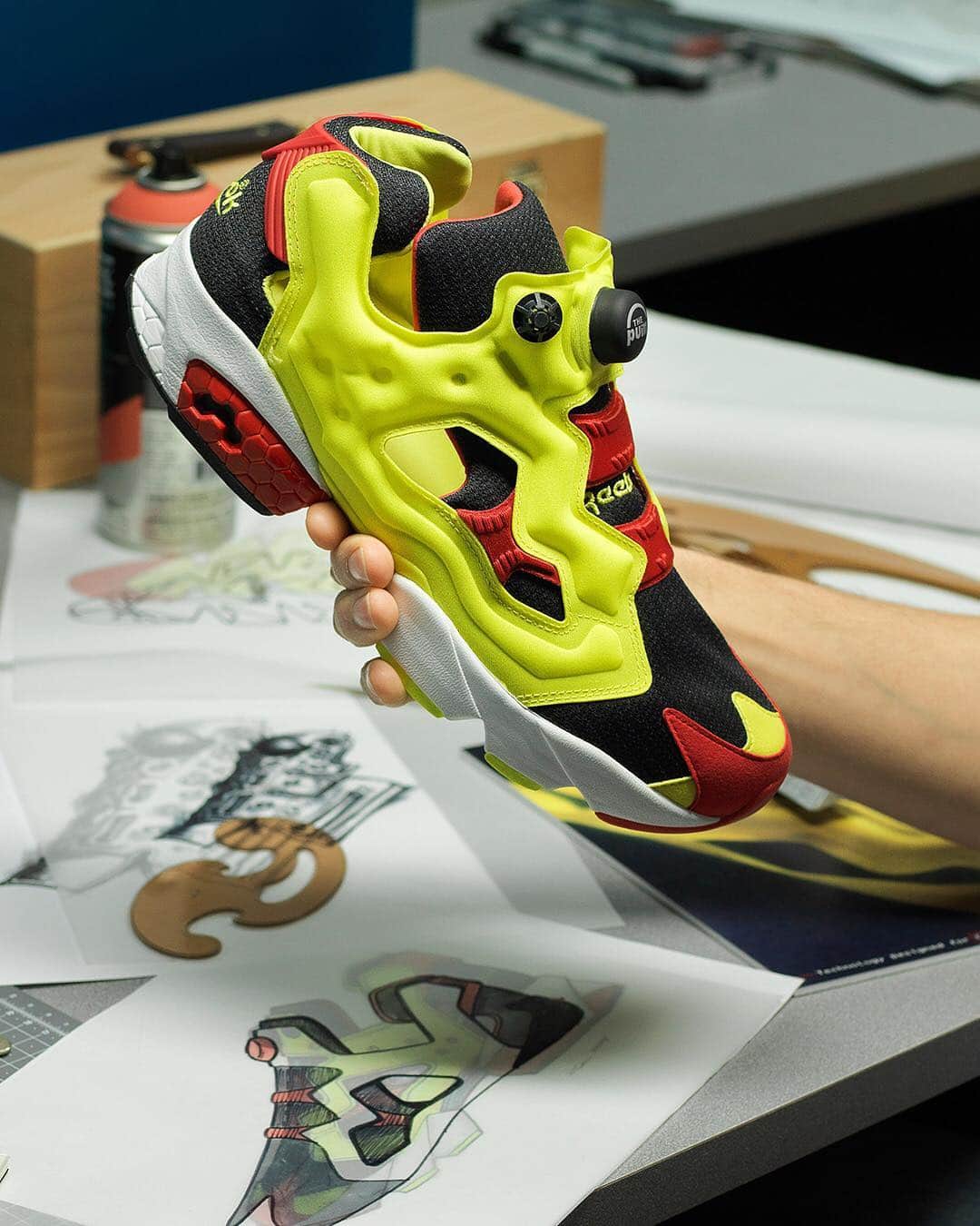 Reebok classicさんのインスタグラム写真 - (Reebok classicInstagram)「Celebrating the 25th anniversary of the Instapump Fury, we released the iconic ‘Prototype’ edition for the first time in 25 years. ​ Stay tuned for more to come in the year of the Fury.​ #InstapumpFury25 ​」3月23日 7時32分 - reebokclassics
