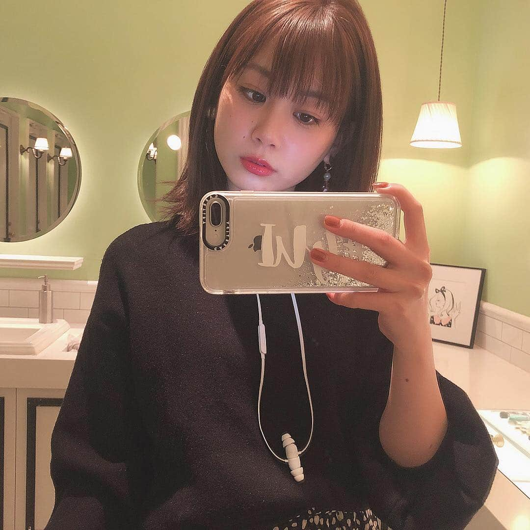 伊藤優衣さんのインスタグラム写真 - (伊藤優衣Instagram)「注文してたiPhoneケースが届いた〜🍑 キラッキラでかわいい…🥰🥰 @casetify_jp @casetify #casetify #stateyourcase #伊藤優衣 #iphoneケース」3月22日 22時58分 - ito_yui0426