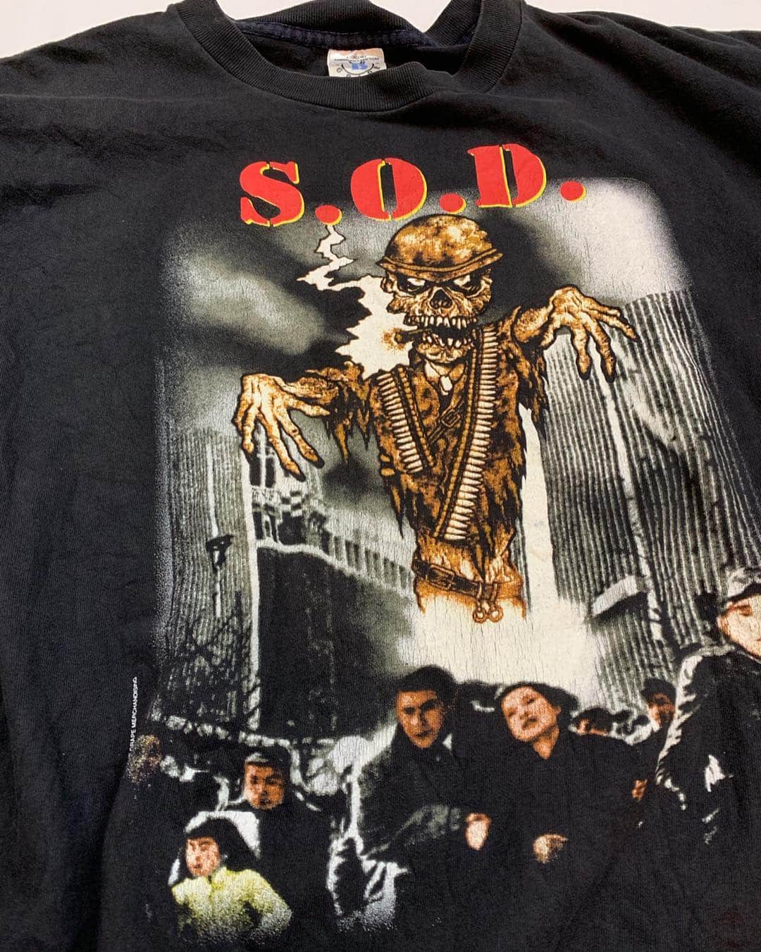 のインスタグラム：「JAMMRU 入荷オープンは3/23です！ 3/23 NEW ARRIVAL!! [#jammru_tee] 90's S.O.D. .  商品のお問い合わせは3/25月曜日以降お電話で承ります。 . #お問い合わせはお電話で承ります #jammru #osaka  #fashion  #streetstyle  #streetfashion  #vtg  #vintage  #used  #usedclothing  #古着 #古着屋 #ファッション #70s #80s #90s #vintageshirt#Tshirt#tee#vintagetshirt#rocktshirt#bandtshirt#sod#stormtroopersofdeath」