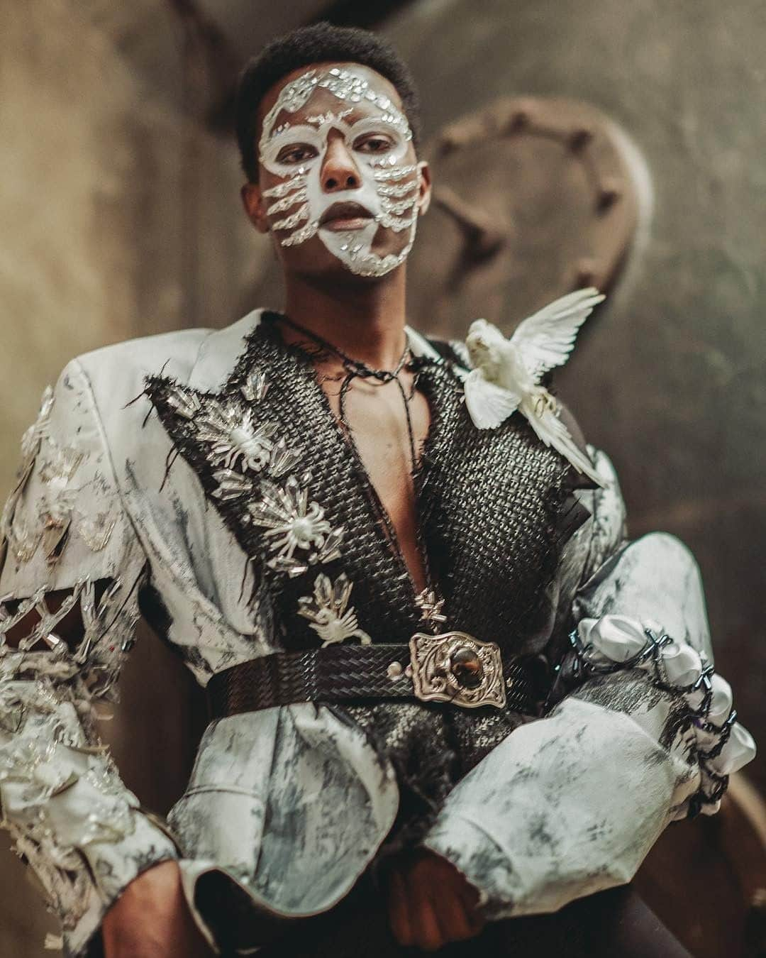 Dazed Magazineさんのインスタグラム写真 - (Dazed MagazineInstagram)「Wear your sign on your face 🦂♏️✨ ⁣ ⁣ Tap the link in bio to discover designer @koralsagular –  the ‘Turkish Macho’ exploring BDSM, Baroque, and Jean-Paul Sartre 📲⁣ ⁣ 📷 🔄 #regram @koralsagular ⁣ ⁣ #ScorpioSeason #CumEarly」3月22日 23時30分 - dazed