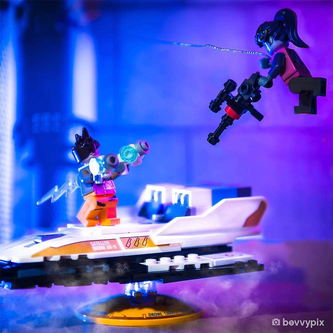 LEGOさんのインスタグラム写真 - (LEGOInstagram)「Find your hero! @playoverwatch  #LEGO #Overwatch #UGC #FanFriday #FanMade 📸 credit: @bevvypix @chrisrosephoto  @alanrappa  @reiterlied」3月22日 23時57分 - lego