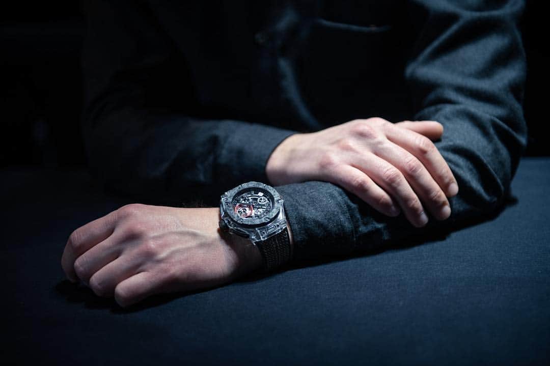 LVMHさんのインスタグラム写真 - (LVMHInstagram)「The long partnership between @Hublot and Ferrari is unique in its genre, a boundless source of creative inspiration that has linked the two prestigious leaders since 2011. This year Hublot is celebrating the 90th anniversary of the Scuderia Ferrari, with a limited-edition Big Bang Scuderia Ferrari 90th Anniversary watch.  _ #Baselworld #Baselworld2019 #Basel #watches #watchmaking #LVMH #LVMHwatches #Hublot #HublotFerrari #ScuderiaFerrari #Ferrari」3月23日 0時10分 - lvmh