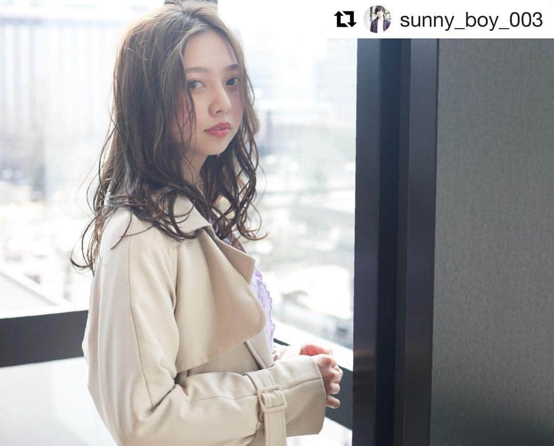 THROW 【スロウ】さんのインスタグラム写真 - (THROW 【スロウ】Instagram)「#Repost @sunny_boy_003 with @get_repost ・・・ 先ほどの撮影の違うバージョン＾＾ いつも協力してくれるモデルさん＾＾ 朝早くからありがとう^ - ^  3月予約が取れない日が増えてきています。  新しい年度、新生活に向けて全力で素敵にします。  是非よろしくお願いします。 〔hair/photo〕山内 潤 〔model 〕  minori ※ 6月からまた新しい店舗が増えることになりました。その為スタッフ募集中です。  お問い合わせ［011-252-9320］  hair salon ZEEN 店長 山内まで  #ヘアスタイル #サロンモデル #サロンモデル募集 #札幌 #札幌美容師 #札幌美容室#ZEEN#レイヤーカット #ボブ #スロウカラー #撮影モデル #美容師の休日 #ヘアアレンジ #あざと可愛い #春ヘアカラー #春ファッション #写真好きな人と繋がりたい #グレージュ #SNSちゃんとやろう....#スタッフ募集#6月から新店舗増えます#北海道」3月23日 0時17分 - throwcolor