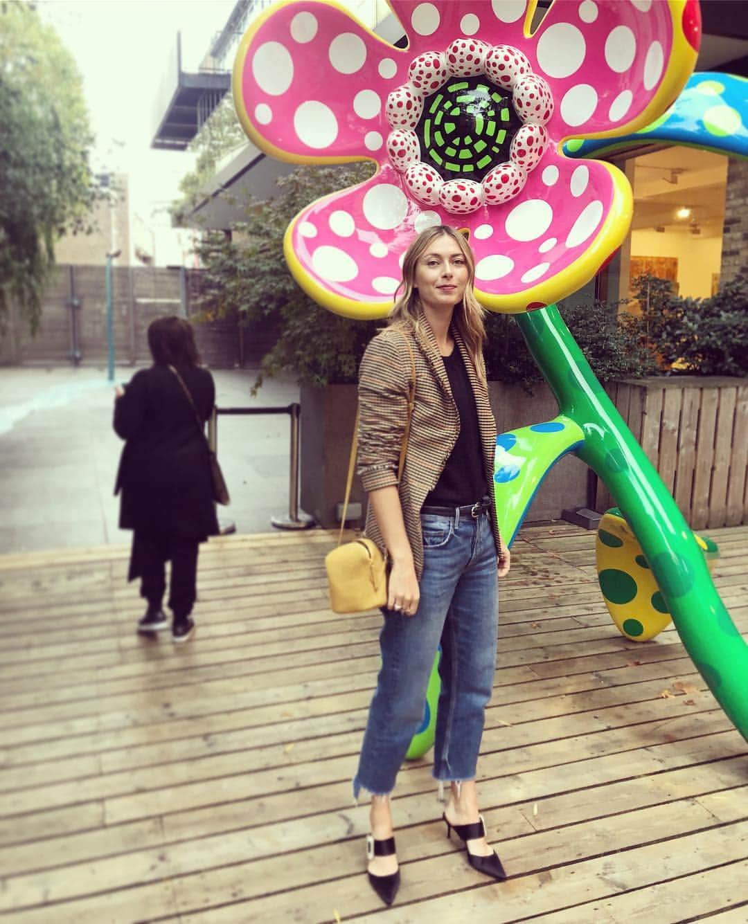 のインスタグラム：「Happy 90th Birthday, Yayoi Kusama. Your work puts a big smile on my face. 😊🎂」