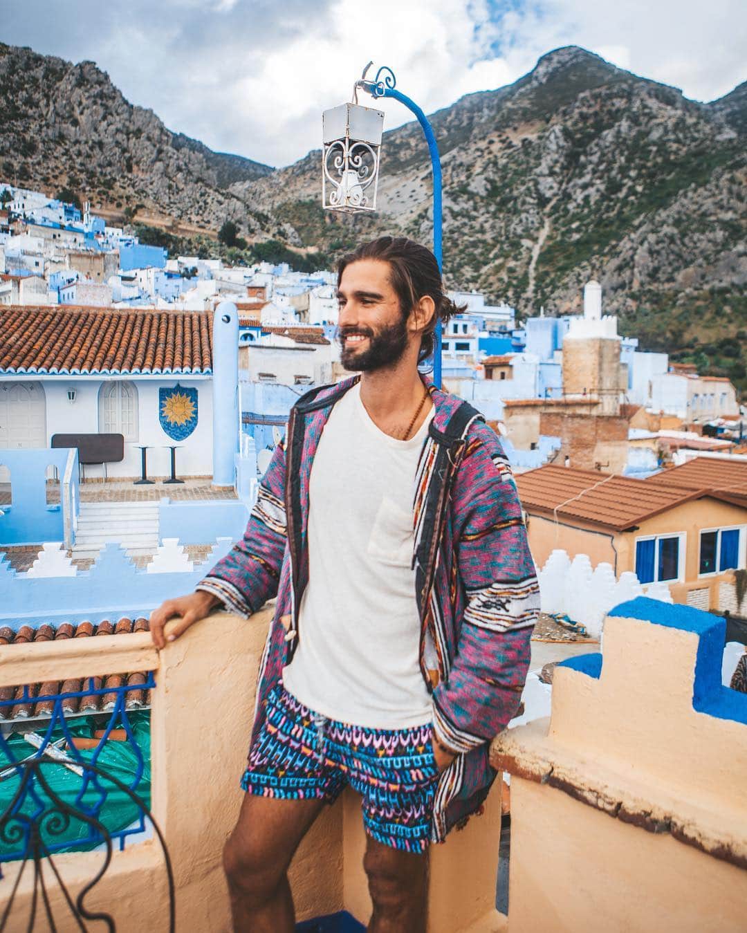 Ricardo Baldinさんのインスタグラム写真 - (Ricardo BaldinInstagram)「I was stoked to be going to Morroco but honestly had no expectations on what I was going to be experiencing. I usually have to plan a lot ahead of the trips but this was @thenikosuave ‘s plan so just went with the flow and ended up in Chefchauoene, the blue city on the north of the country. Such an amazing experience with @thepangeaman and crew! Wearing shorts from the new Morroco collection, available for pre-order!」3月23日 1時51分 - rbaldin