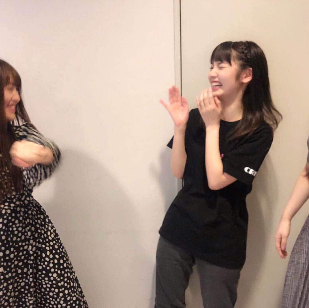 北林明日香さんのインスタグラム写真 - (北林明日香Instagram)「『SAYUMINGLANDOLL〜東京〜』3月公演を観てきました  10月に観た時に「完成されてる！」と思ったのに昨日観たら色々とリニューアルされていて公演もかわいさも更に進化してた！毎日自己ベストを更新するさゆみん。私の尊敬する人です  제가 존경하고 사랑하는 완벽한 아이돌 사유밍!!카와이이~~~ㅋㅋ  #SAYUMINGLANDOLL #サユミンランドール #道重さゆみ #堀江葵月 #cottonclub #미치시게사유미 #공연 #귀여워 #かわいいは世界を救う #千秋楽おめでとうございます #ほぼほぼブレてる私」3月23日 2時17分 - asuka_kitabayashi