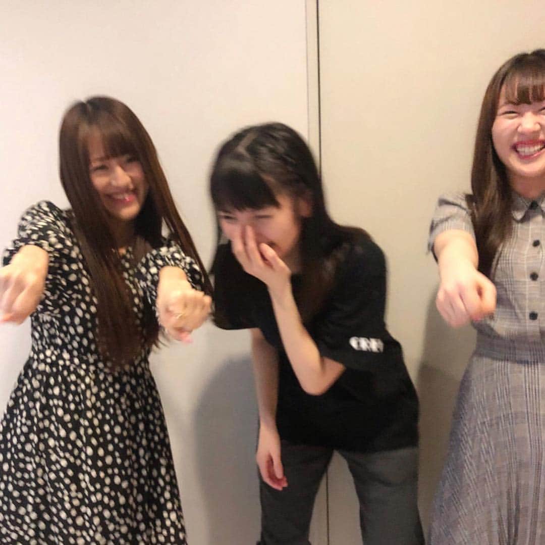 北林明日香さんのインスタグラム写真 - (北林明日香Instagram)「『SAYUMINGLANDOLL〜東京〜』3月公演を観てきました  10月に観た時に「完成されてる！」と思ったのに昨日観たら色々とリニューアルされていて公演もかわいさも更に進化してた！毎日自己ベストを更新するさゆみん。私の尊敬する人です  제가 존경하고 사랑하는 완벽한 아이돌 사유밍!!카와이이~~~ㅋㅋ  #SAYUMINGLANDOLL #サユミンランドール #道重さゆみ #堀江葵月 #cottonclub #미치시게사유미 #공연 #귀여워 #かわいいは世界を救う #千秋楽おめでとうございます #ほぼほぼブレてる私」3月23日 2時17分 - asuka_kitabayashi